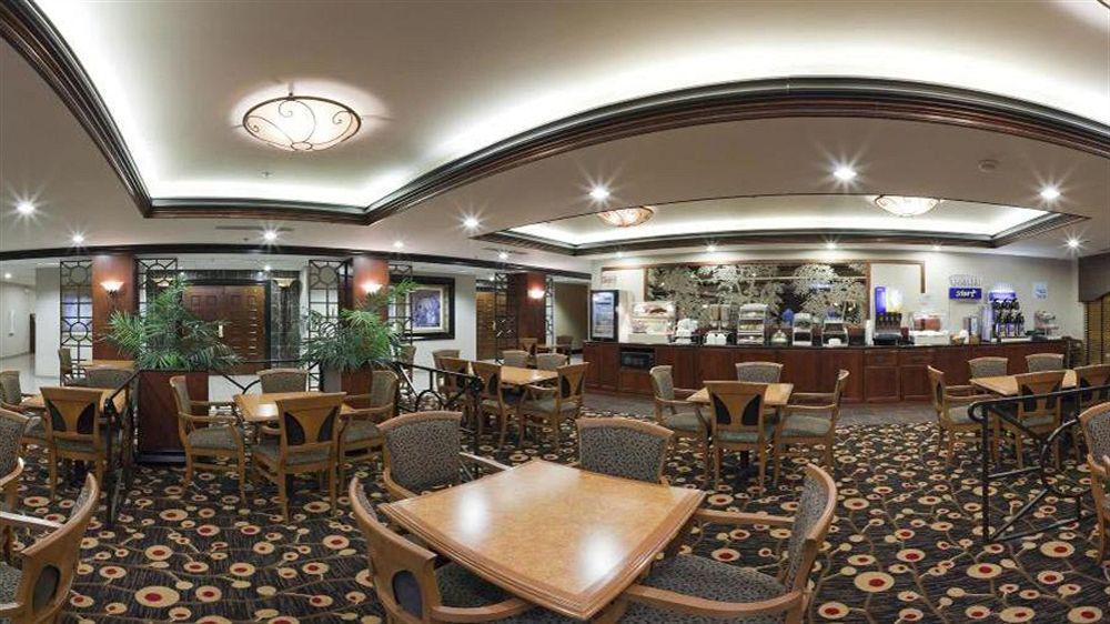 Comfort Inn & Suites Greenwood Near University Экстерьер фото
